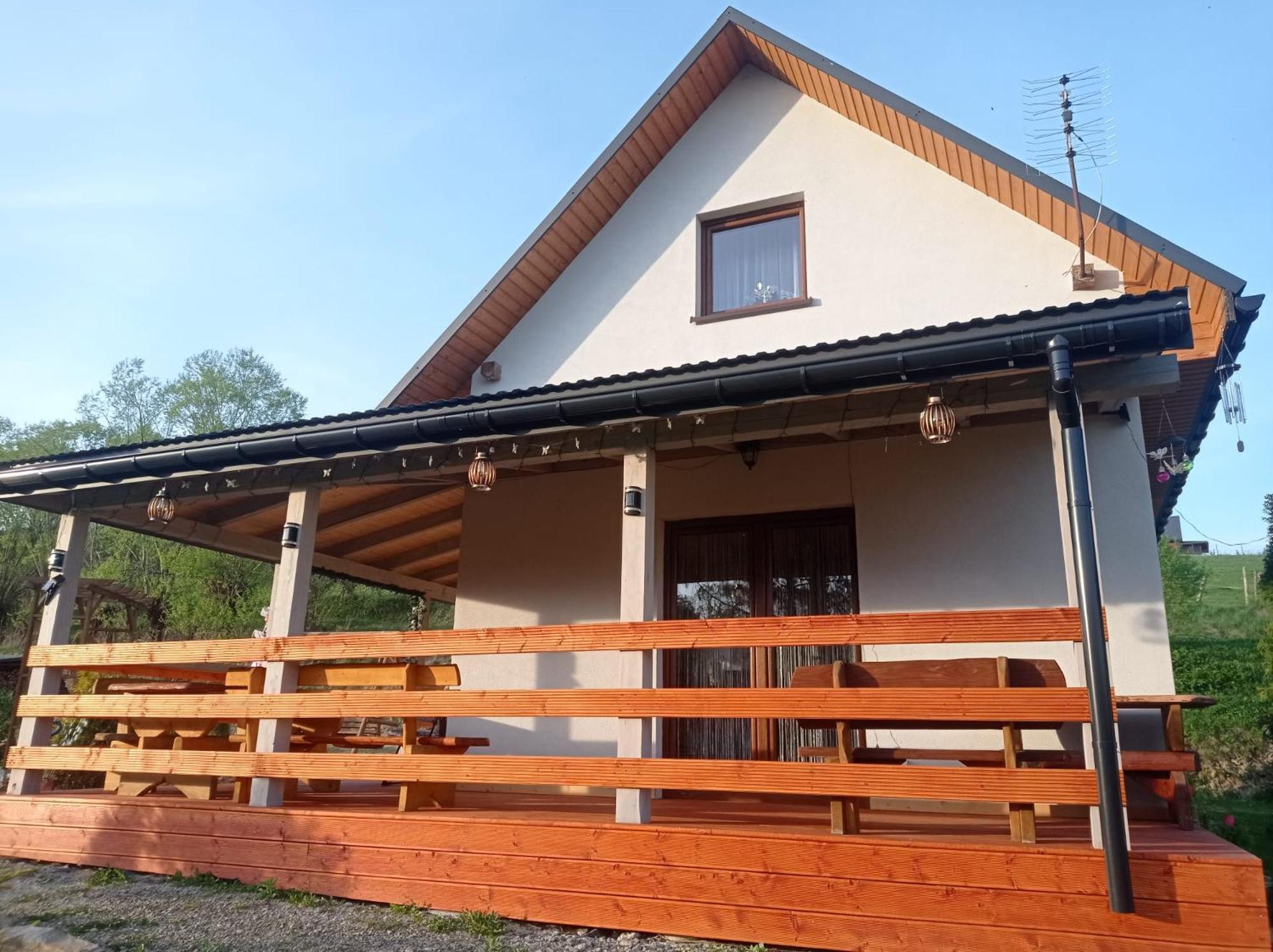 Domki W Bieszczadzkiej Dolinie Ustrzyki Dolne Exterior foto